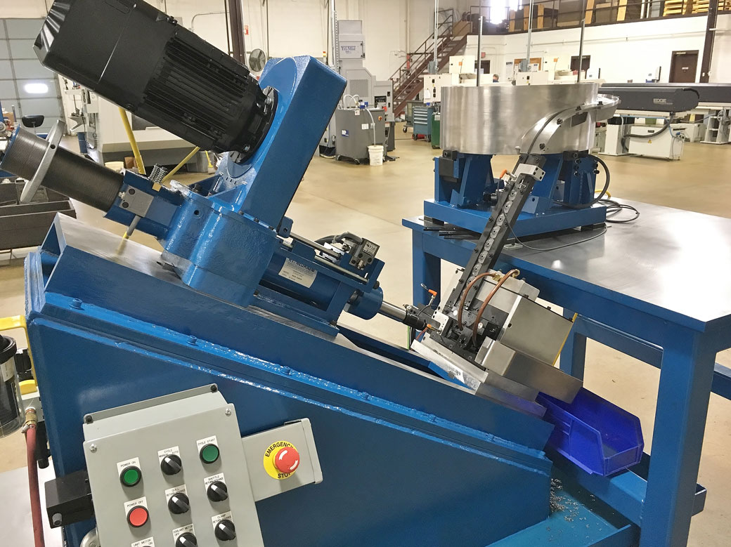 Hypneumat Slant Bed Tapping Machine 2